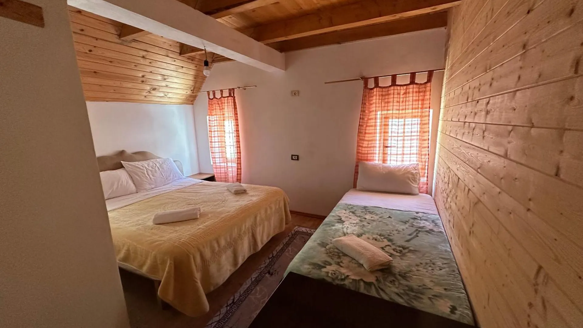 Guesthouse Prek Bjeshka Nderlysaj Albania